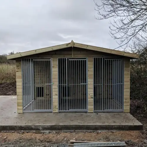12 X 10 ft Triple Dog Kennel