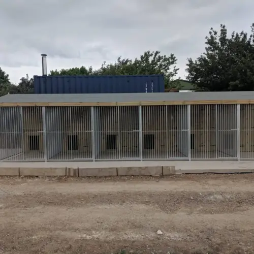 30 X 12 ft Six Bay Dog Kennel