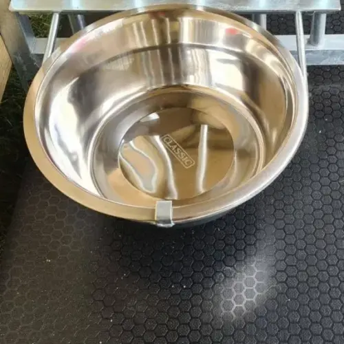Single Dog Bowl Holder & Bowl